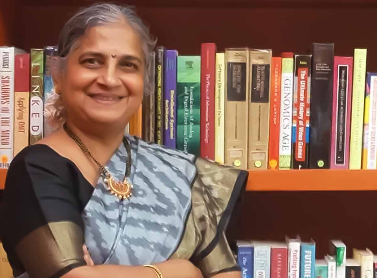 prepare book review on any work of sudha murthy